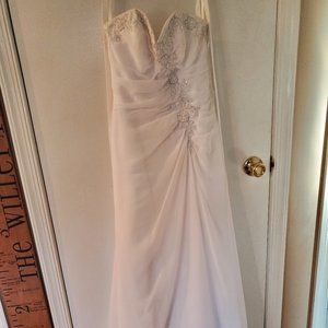 Mori Lee Wedding Dress